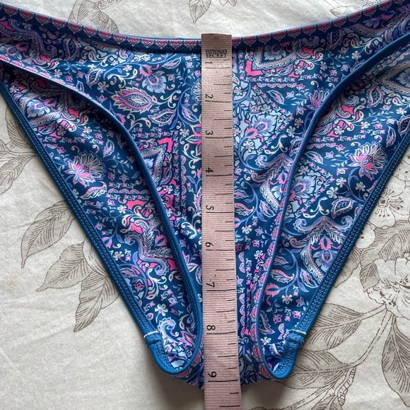 Kulanis Kinis Lilac Moon Ditsy Underwire Top Full Coverage Bottoms Medium Beach - Picture 2 of 12